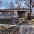 What is the Average Income of People Living on Main Street in Belton, Missouri?